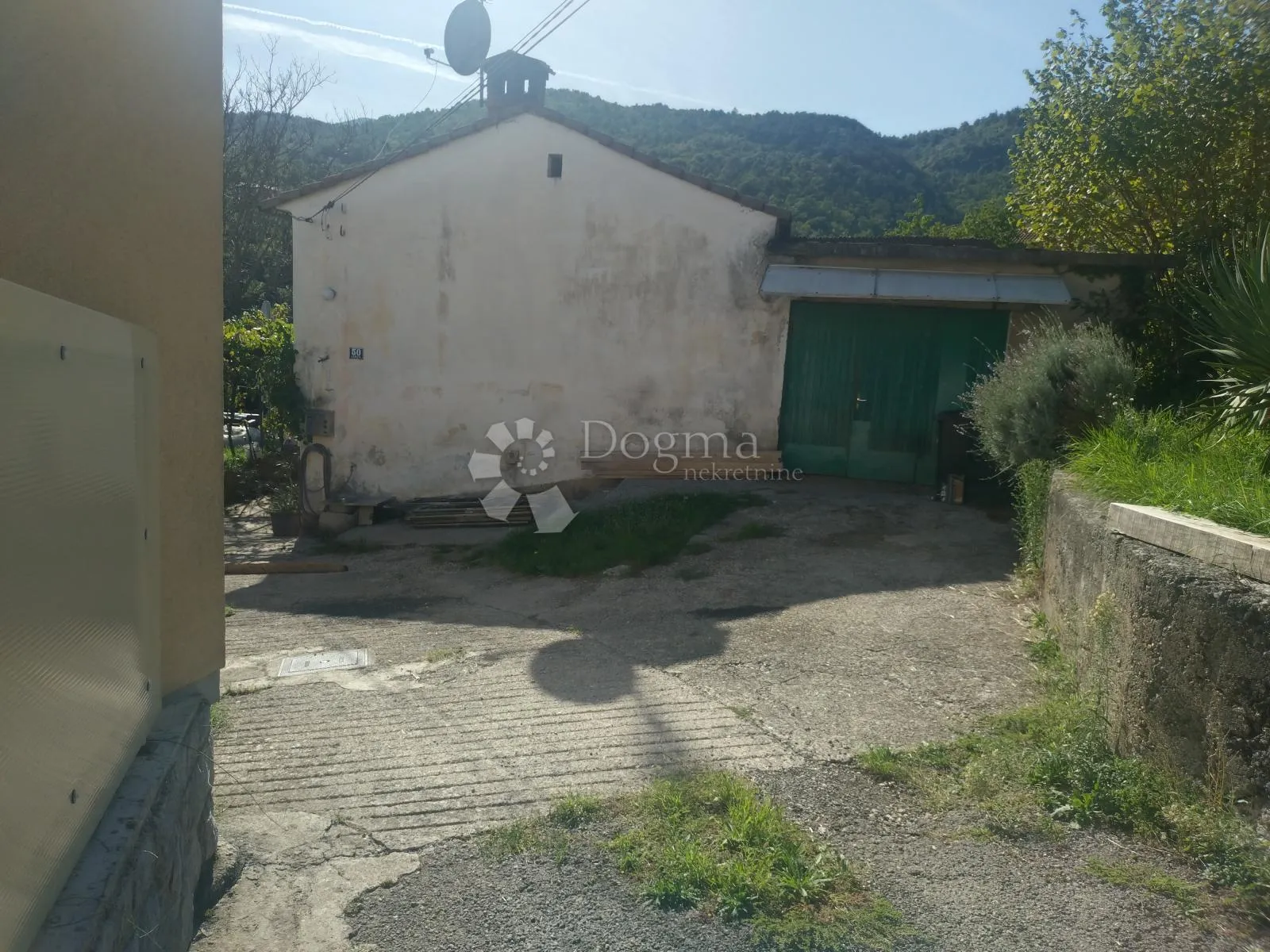ičići,poljane starina s okućnicom - slika 3