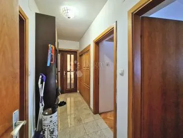crikvenica app 111m2, blizu centra i mora - slika 9
