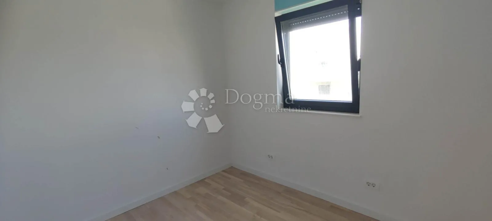 povljana, pag - prvi red uz more i predivan pogled - slika 7