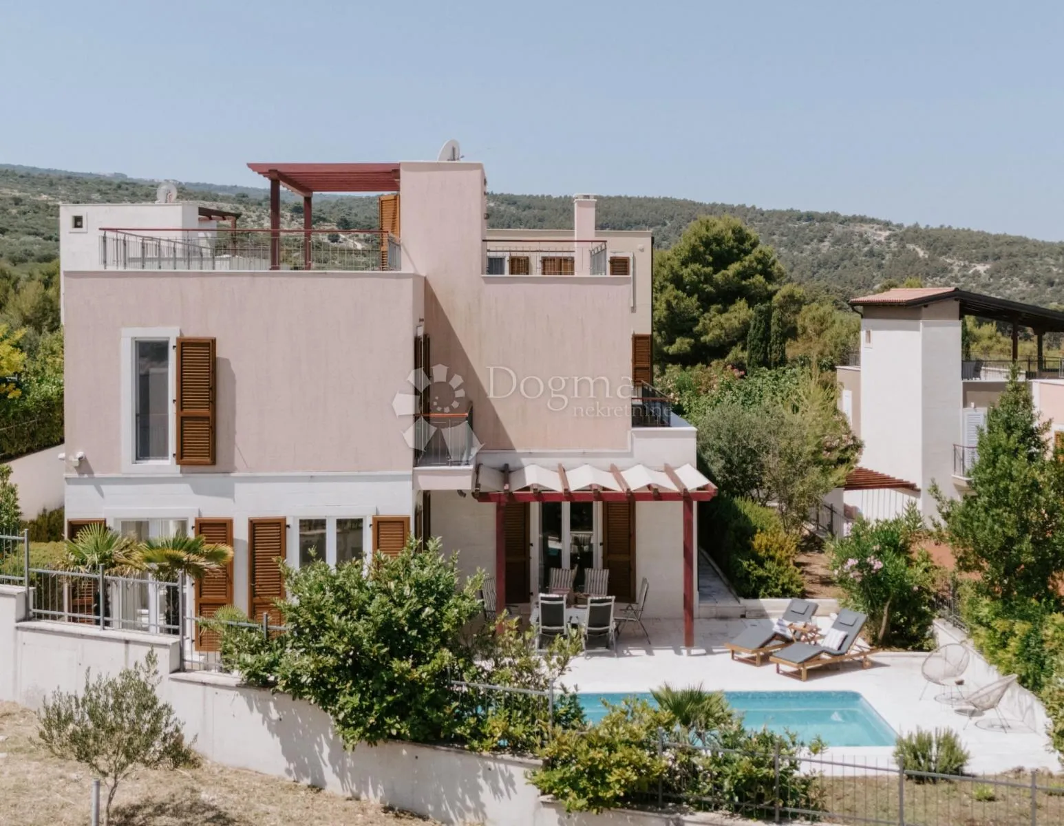 Ekskluzivna vila u Supetru – spoj privatnosti, pogleda i mediteranskog stila života - Splitska, Supetar