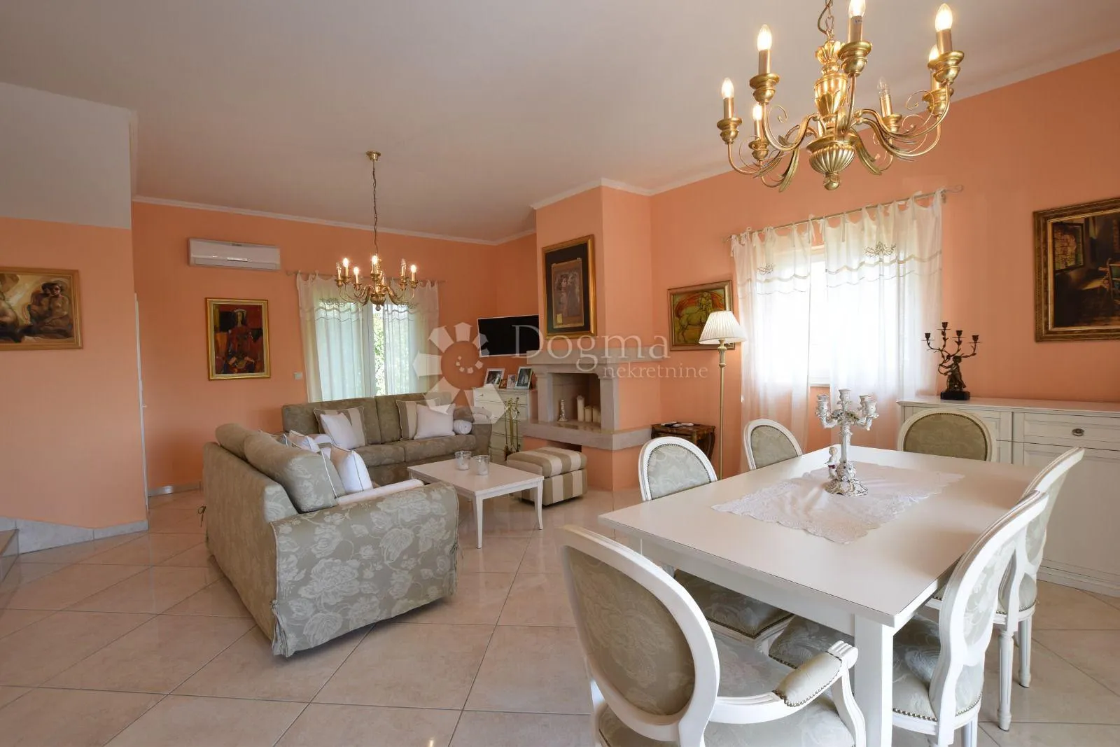poreč okolica - šarmantna vila s 3 spavaće sobe i bazenom - slika 4