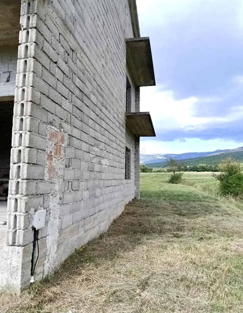 prilika!samostojeća kuća u prekrasnom boljunu - slika 4