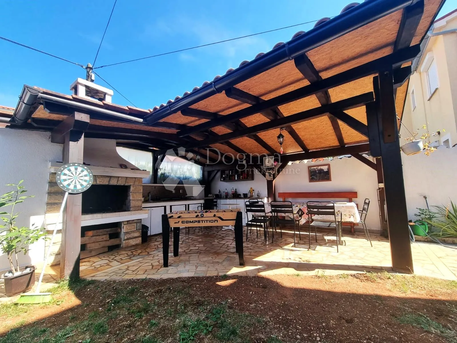 kuća sa 6 stambenih jedinica - 600m od mora! - slika 42