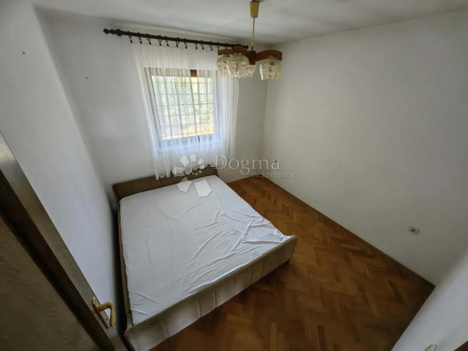 predivna kuća u mirnom dijelu orahovice - slika 7