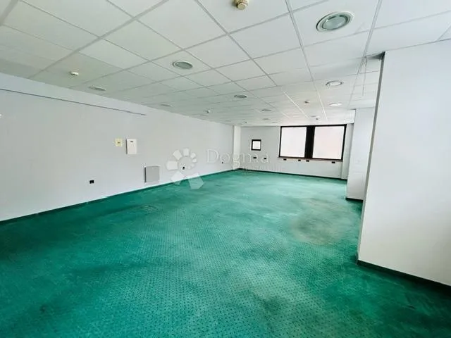 poslovni prostor u užem centru rijeke - slika 3