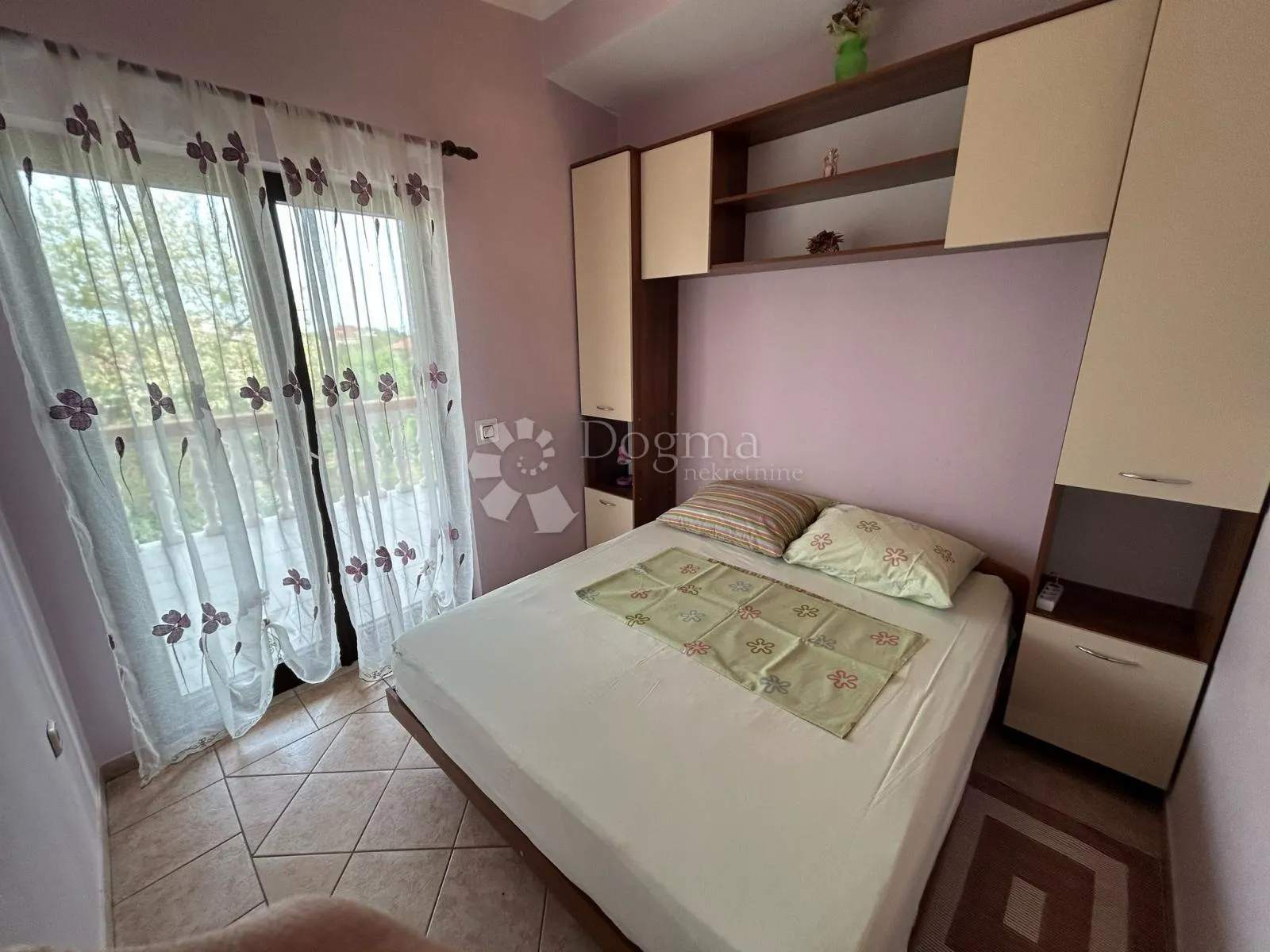 prekrasna kuća s više apartmana, 150 m od mora - slika 28