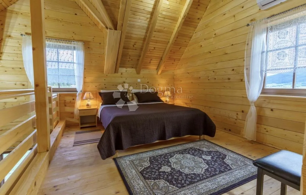 resort u srcu like nadomak plitvica - uhodan posao !!! - slika 48