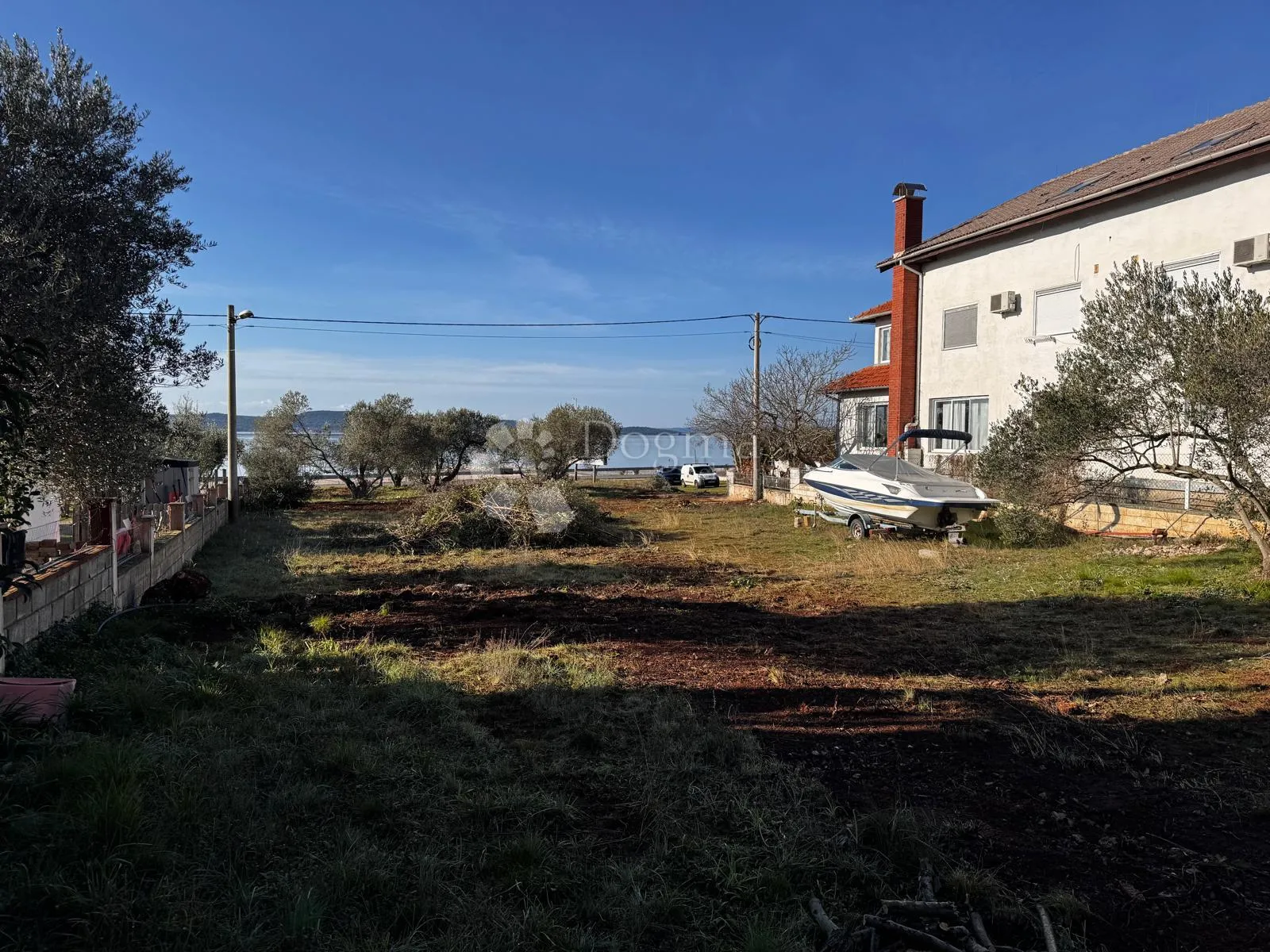 građ. zemljište sukošan(tustica) - 2152 m2, 1.red more - slika 7