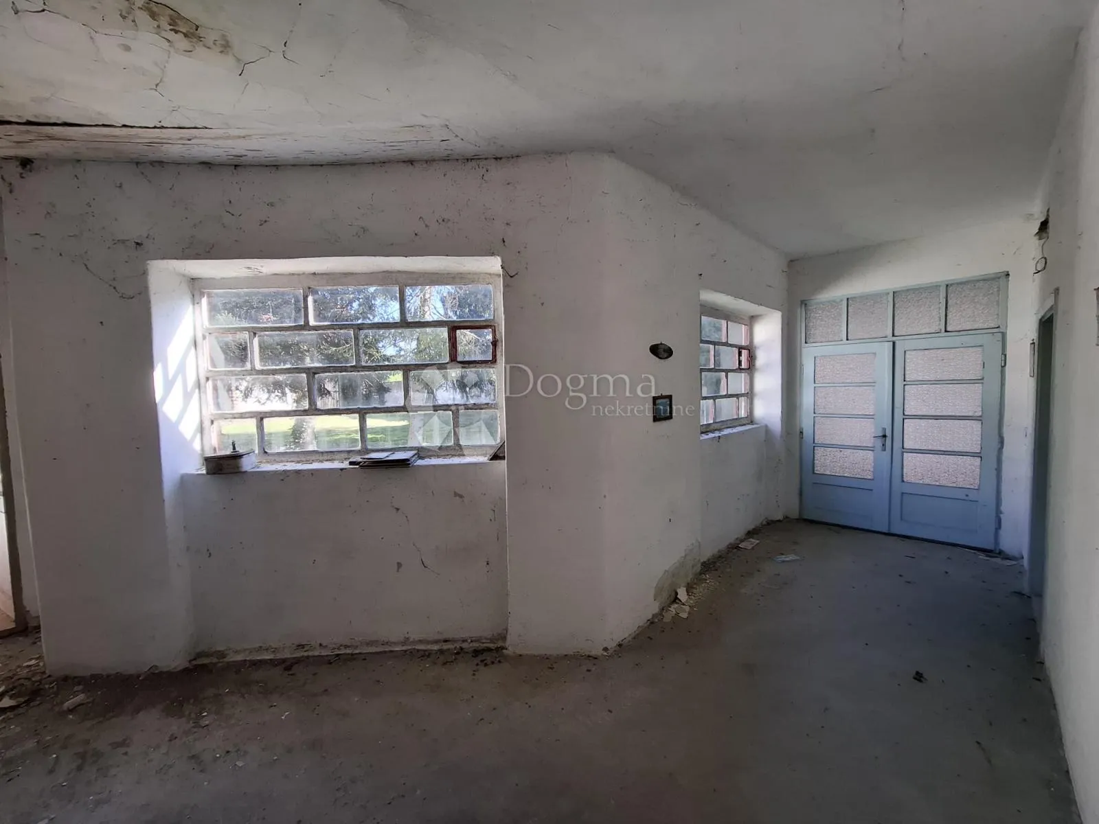 kuća za renovaciju + oranica 2215 m² - slika 8