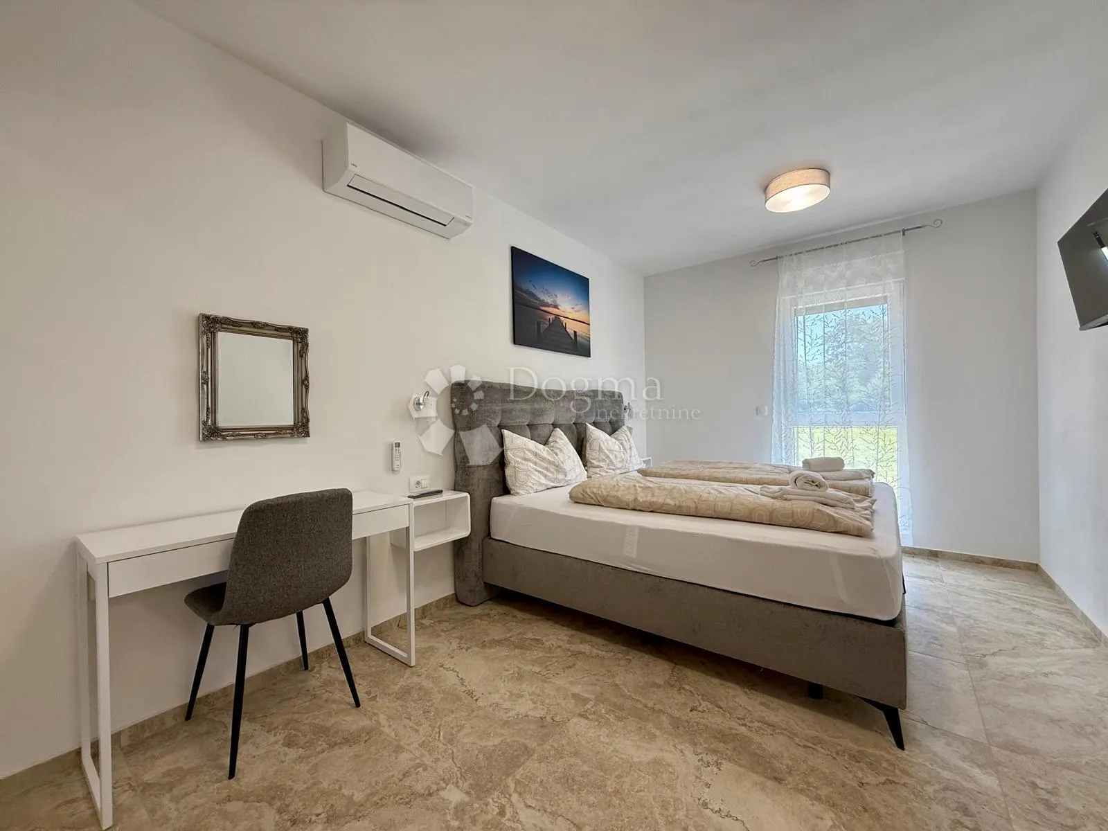 moderna dvojna vila u loborici – blizina pule - slika 25