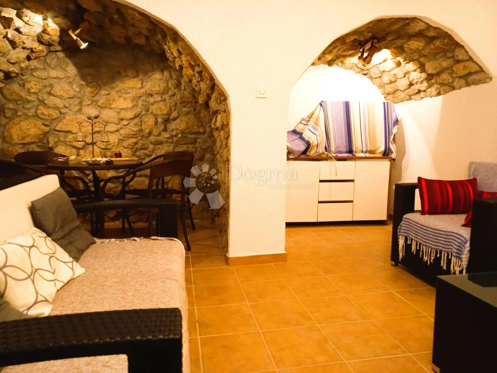 prilika za turizam, kuća 97m2, grižane - slika 9