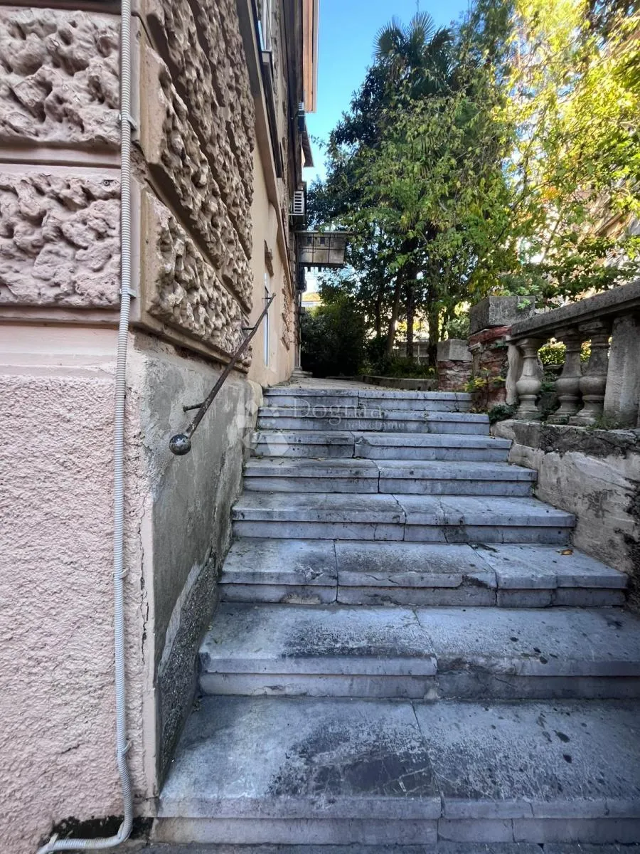 centar, opatija - stan s dvorištem - slika 13