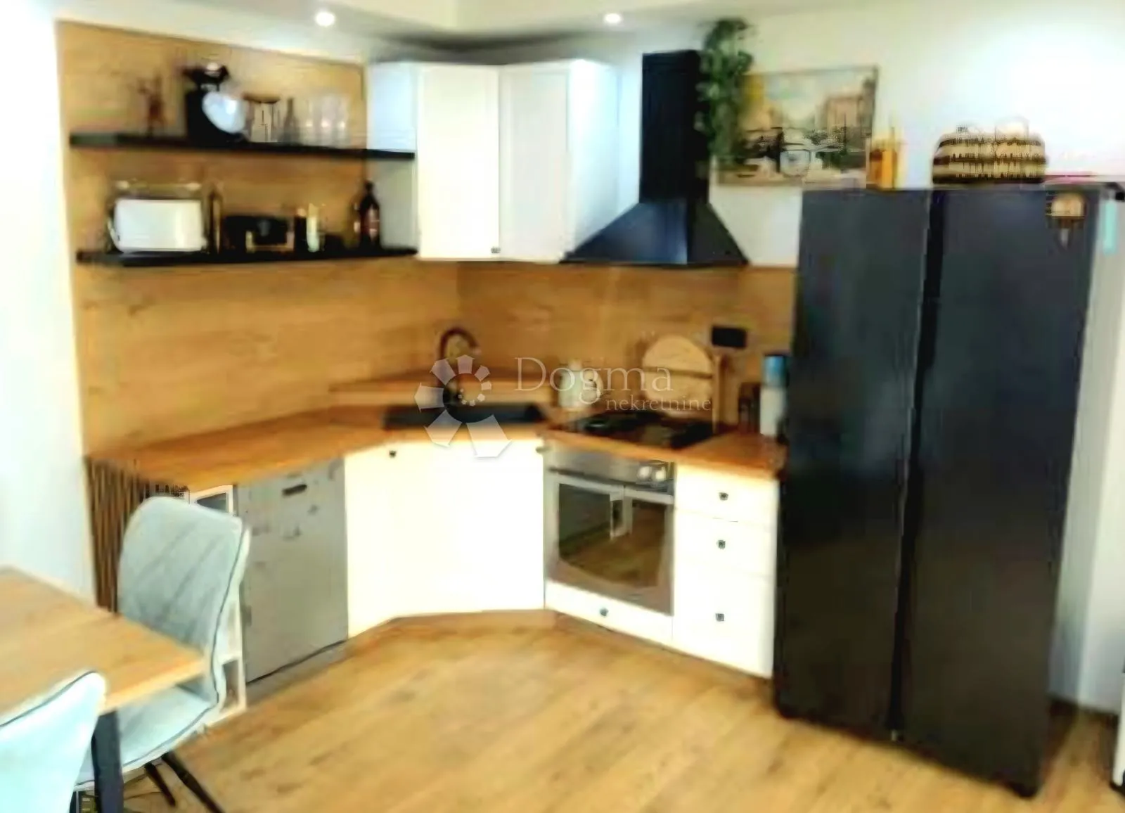 dvosoban stan s dodatnim apartmanom, dugi rat - slika 4
