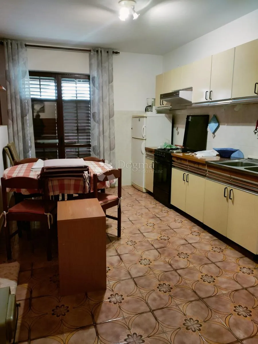 apartmanska kuća u rovinju - slika 19