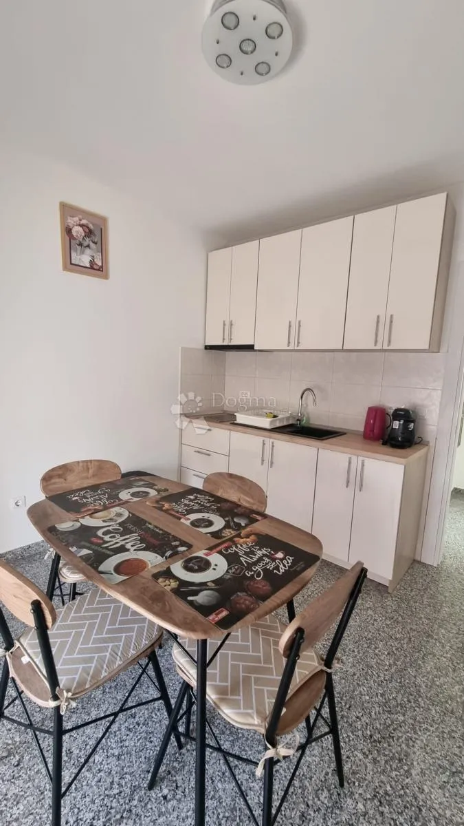 prilika: u cijeni najma uključene režije, peroj, 3s+db+parking - slika 3