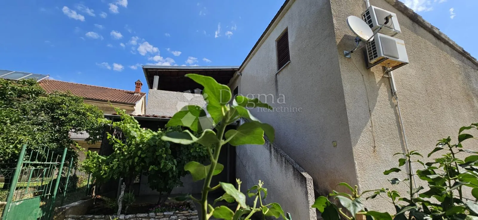 komforna mala kuća od 110m² - slika 43