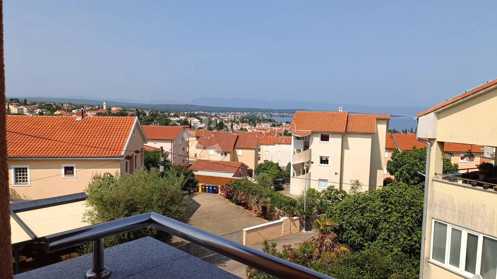 malinska, 61 m2 2s+db, balkon, parking - slika 13
