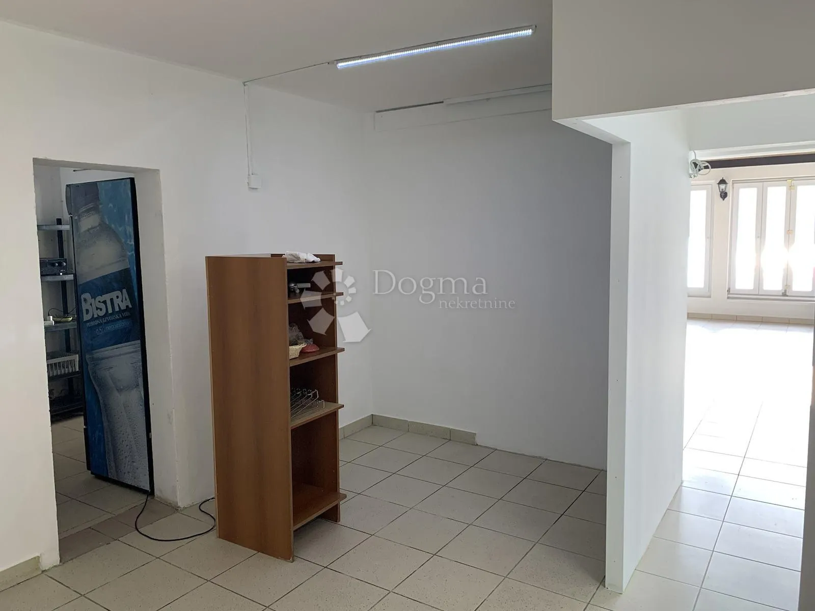 poslovni prostor tisno - slika 10