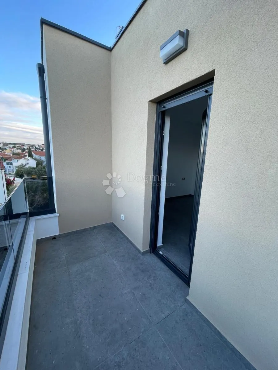penthouse s panoramskim pogledom na more – 350 m od plaže - slika 28