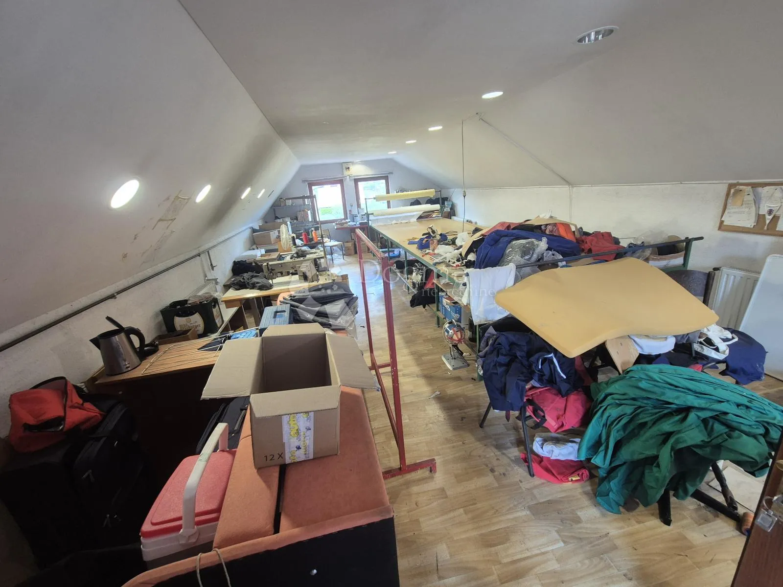 poslovno - stambena prilika nadomak centra grada zaboka! - slika 16