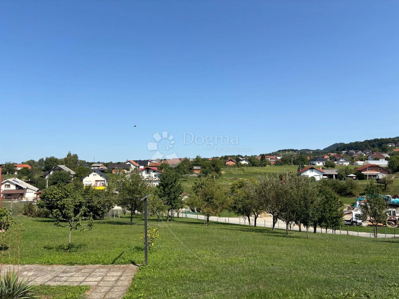 kuća s pogledom na ivančicu ! - slika 15