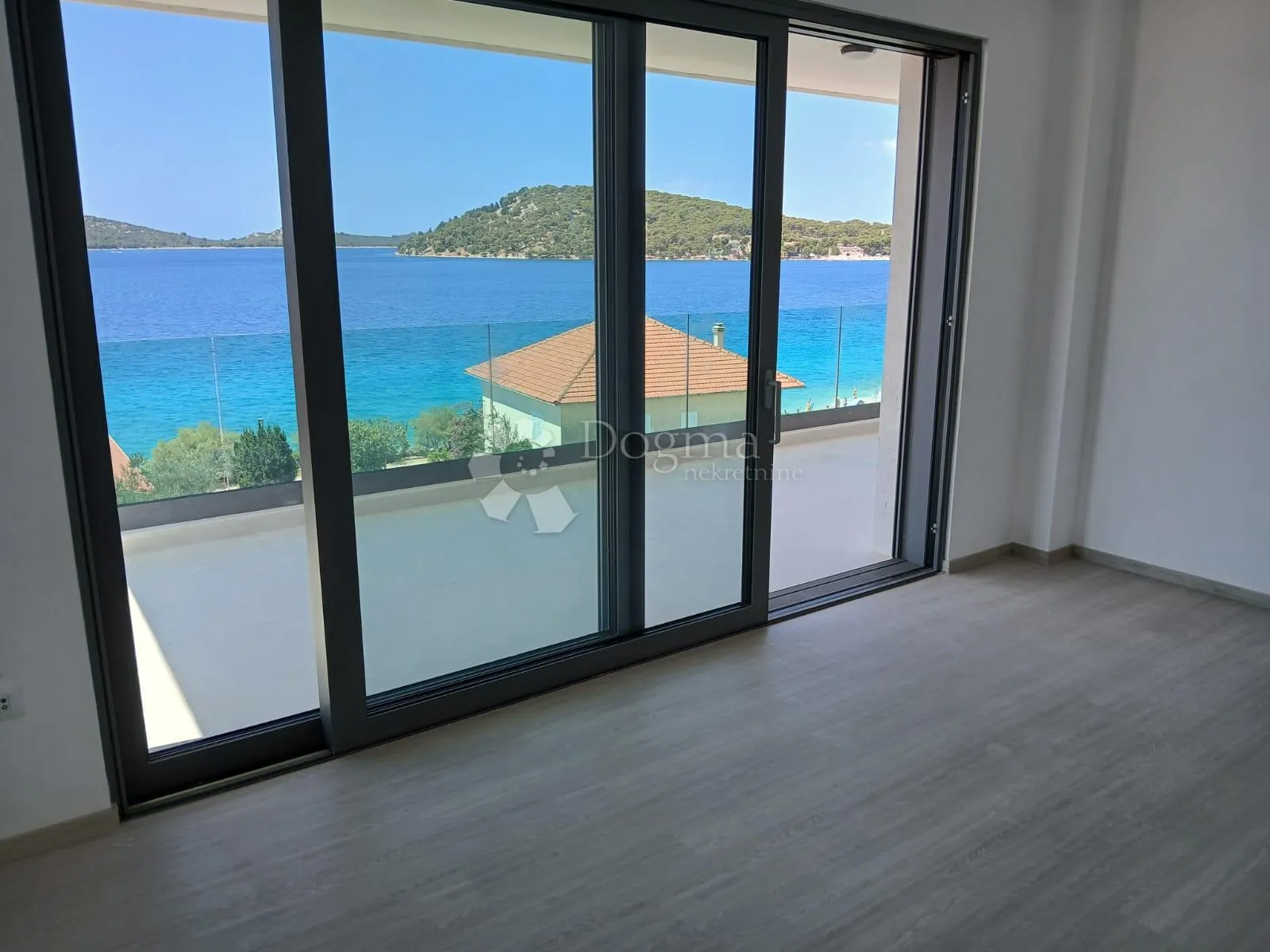 luksuzni apartman uz more b4 - slika 11