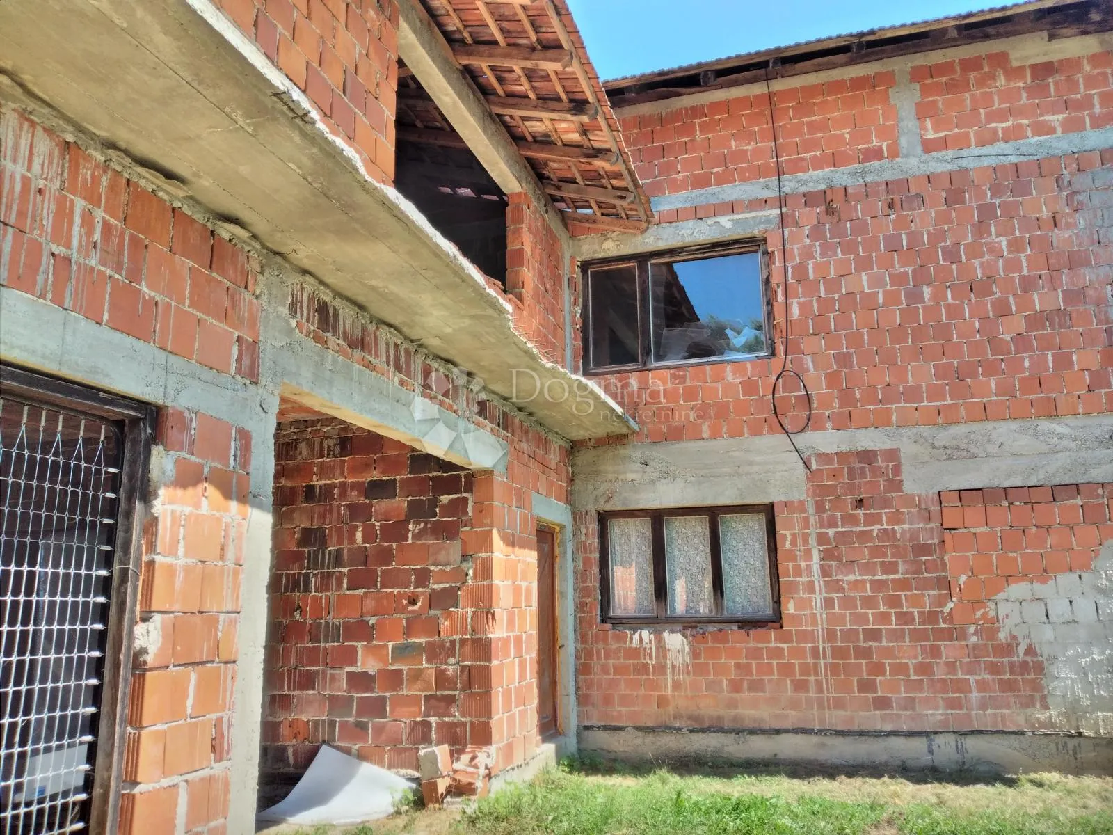 nadomak toplica, struja, bunar, hidrofor - slika 2