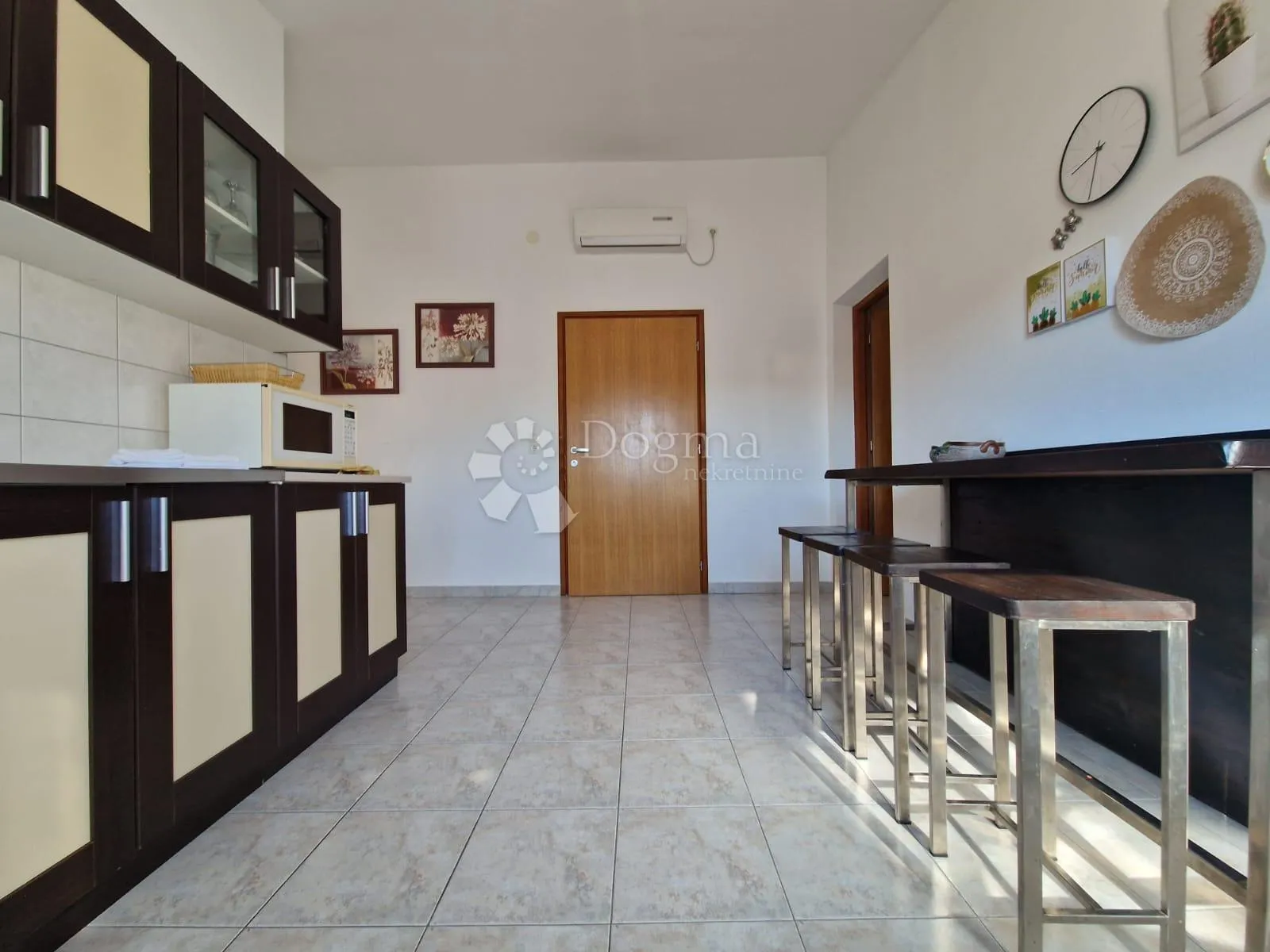 dva apartmana s pogledom na more 100m od plaže tax free - slika 13