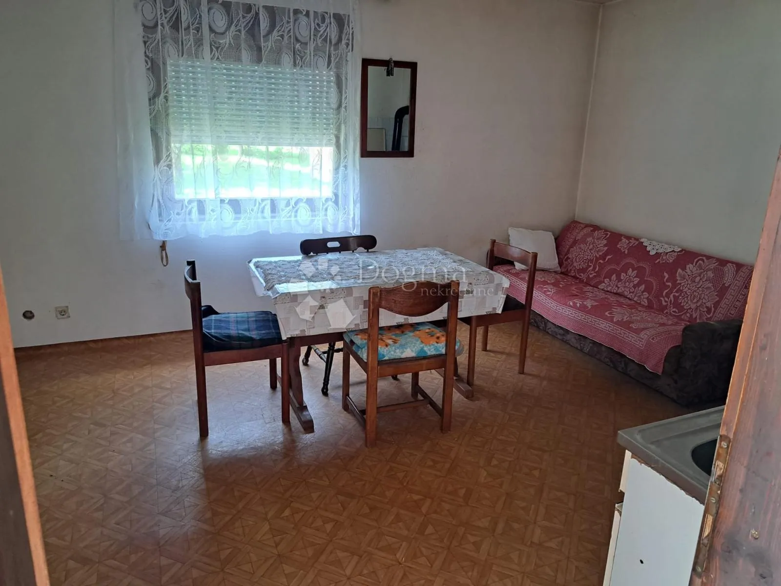 kuća sa velikim imanjem blizu plitvica - slika 3