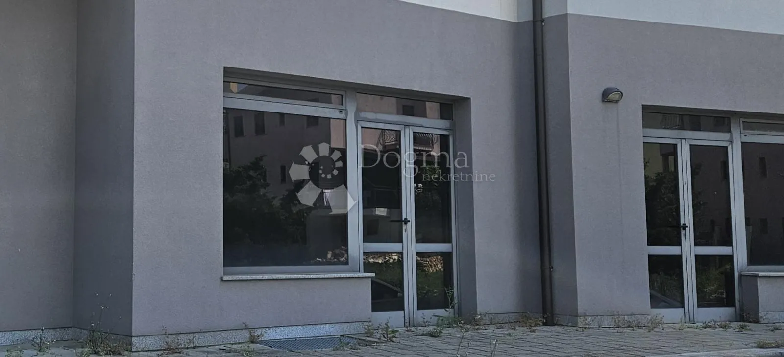 poslovni prostor u prizemlju! - slika 7