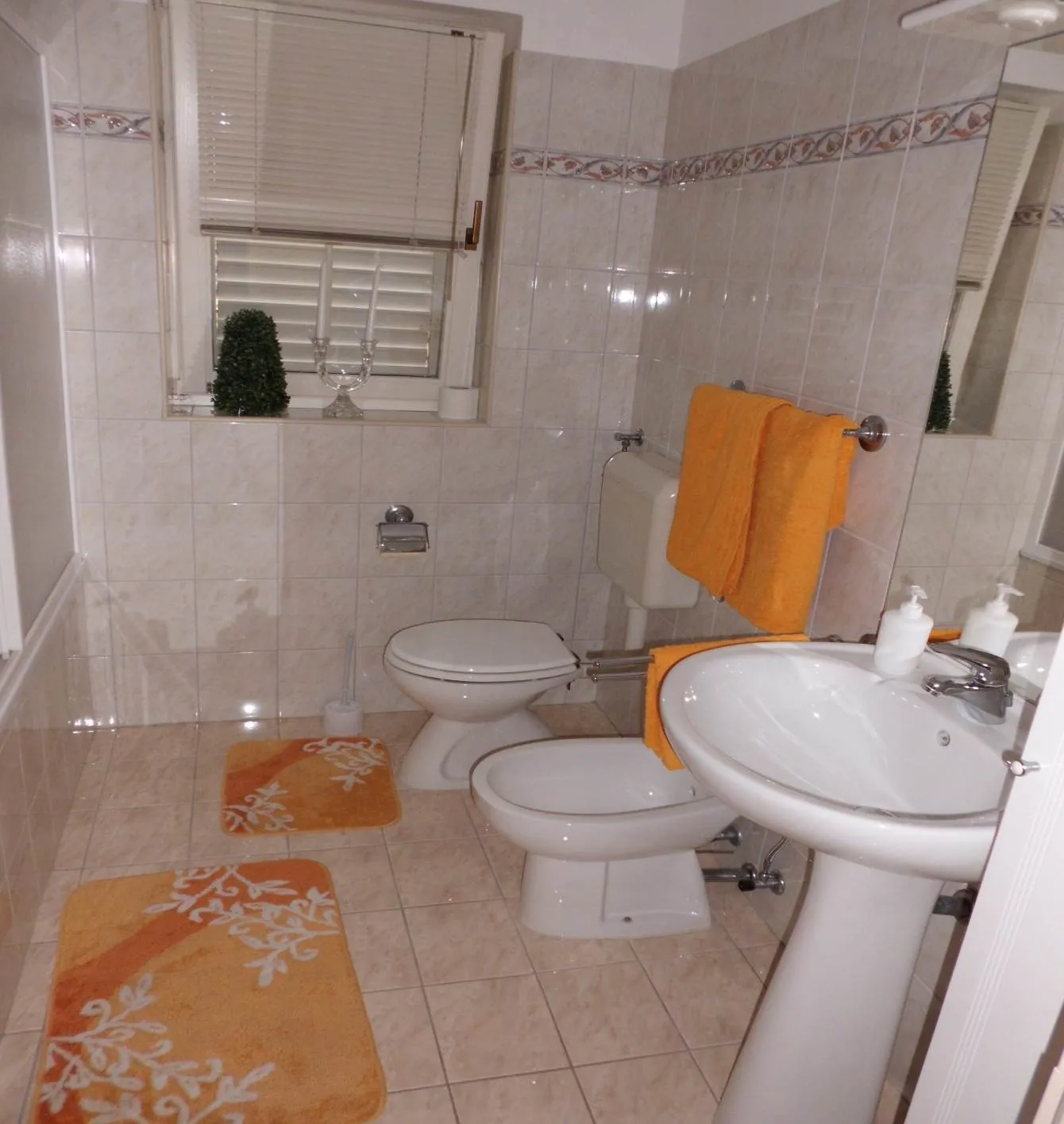 rabac, dvoetažni stan sa pogledom na more - slika 9