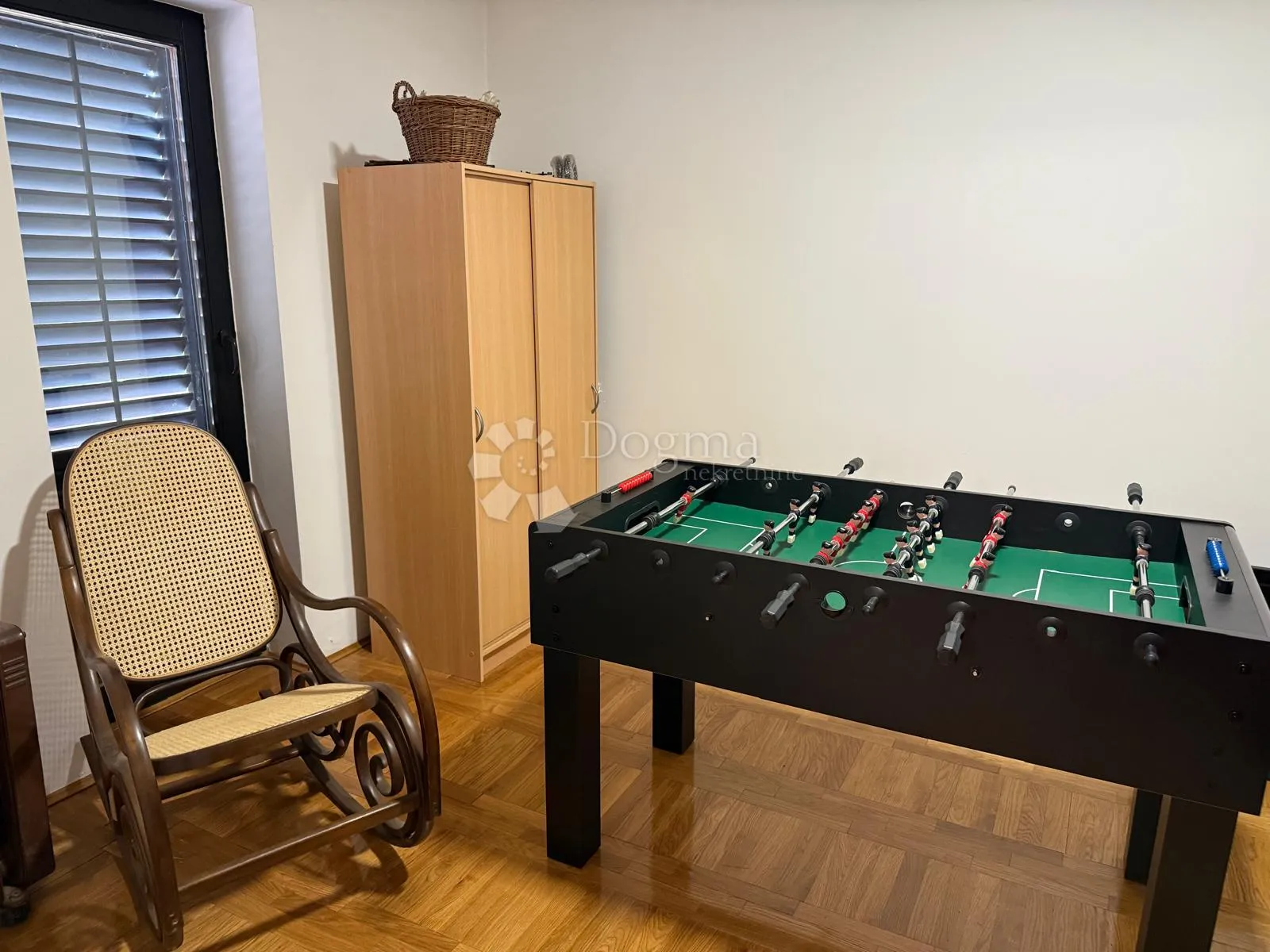 imanje u čalincu s romantičnom kurijom i modernom kućom - slika 26
