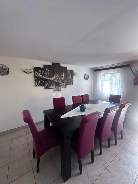 kuća sa 2 pomoćna objekta perušić konjsko brdo - slika 15