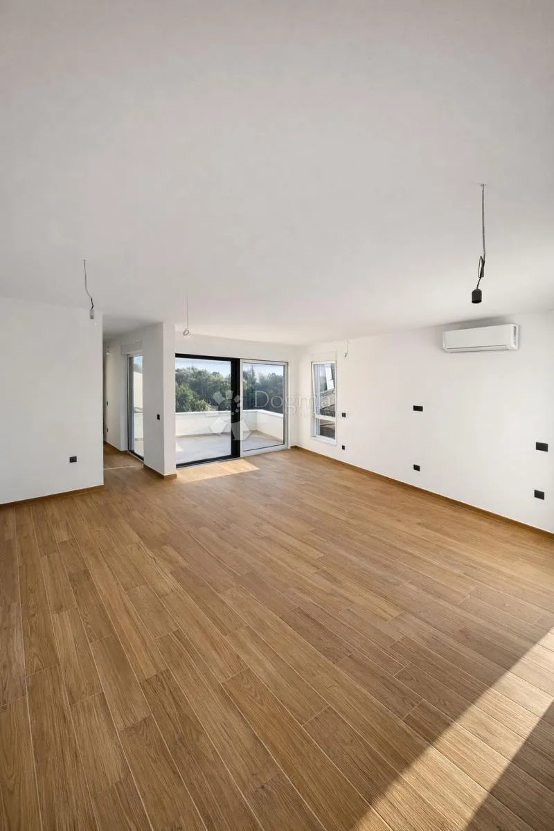 petrčane - ekskluzivni penthouse 109 m², 80m od mora - slika 3