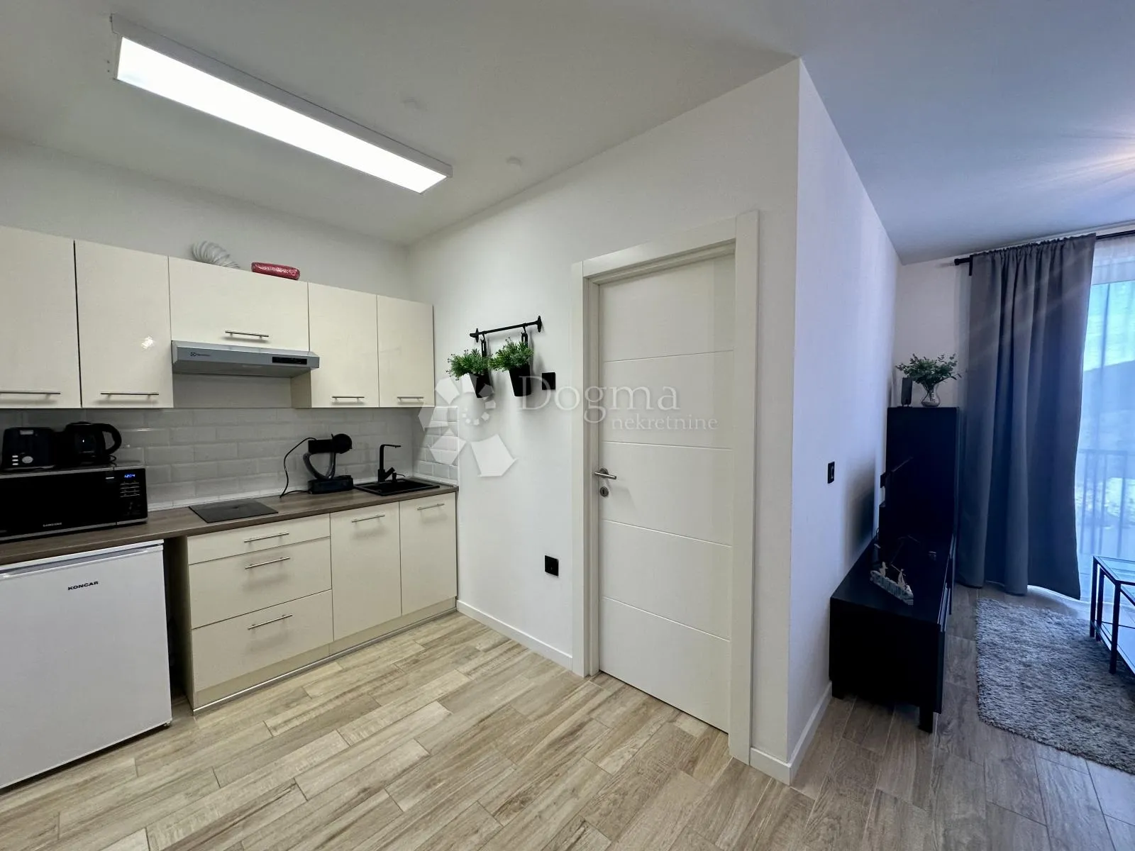 kuća sa 4 apartmana i bazenom crikvenica - slika 13