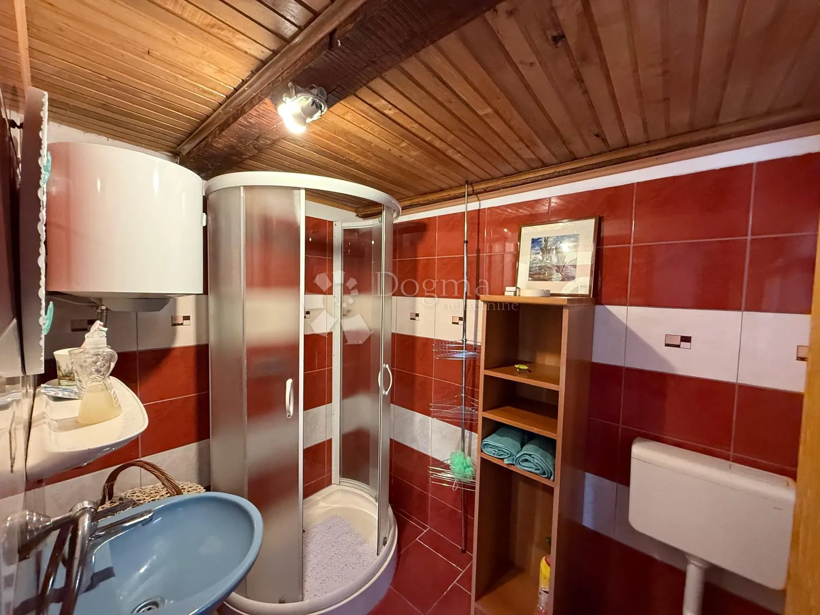 kuća 2 apartmana 2 građ zemljišta poljo 3000m2 - slika 14