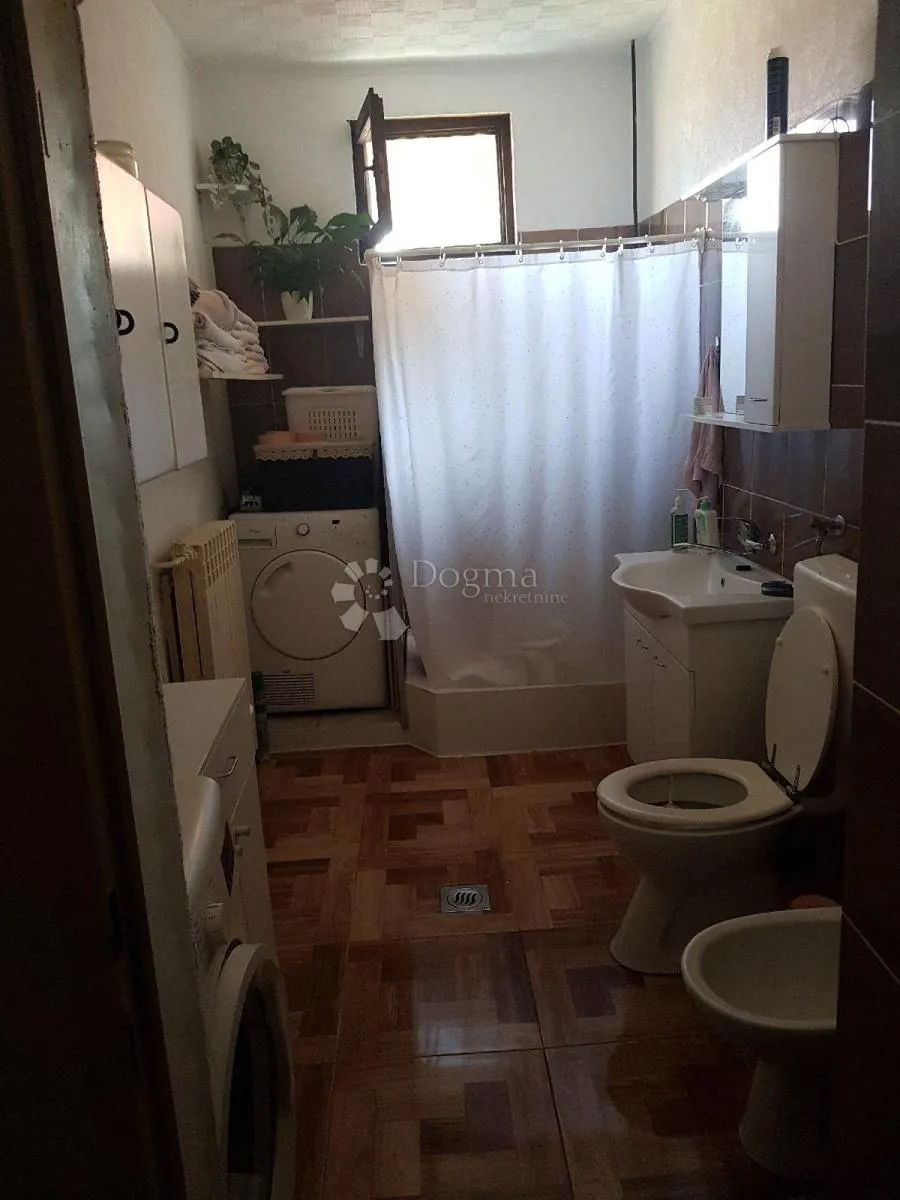 kuća sarvaš 280 m² – idealna za obitelj ili investiciju - slika 17