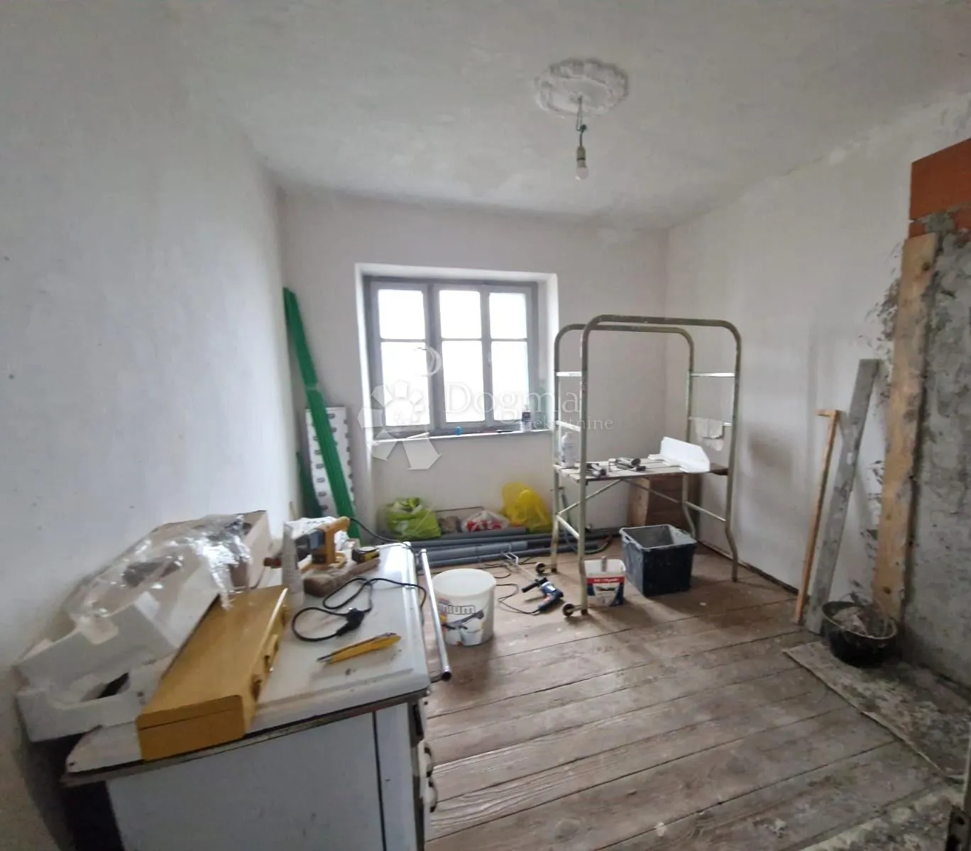 planinska kuća s velikom okućnicom - slika 12