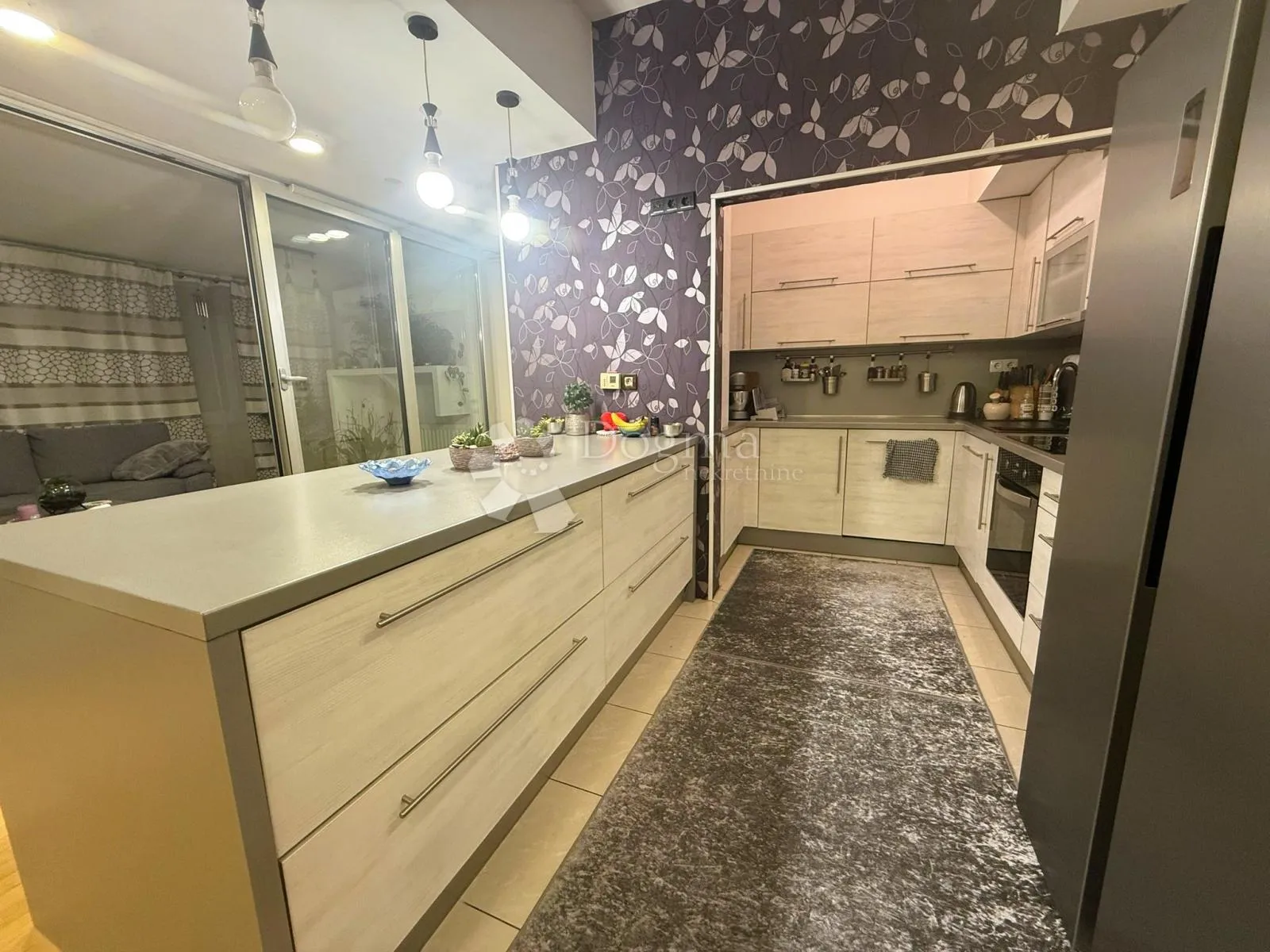top prilika po sniženoj cijeni - cijeli kat, 145 m², privatni ulaz i parking - slika 4