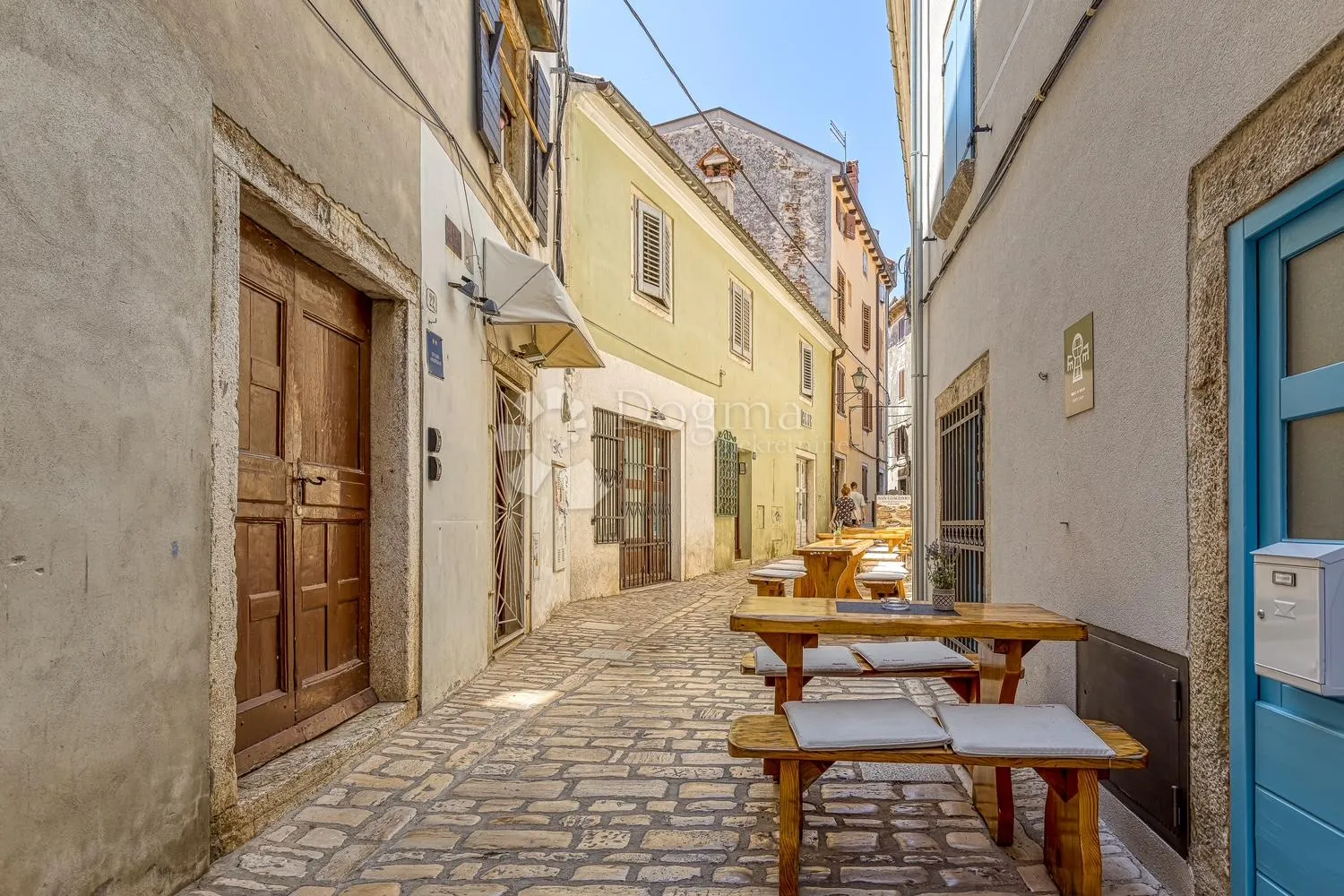 kuća za prekrasan apartmanski projekt u centru rovinja - slika 1