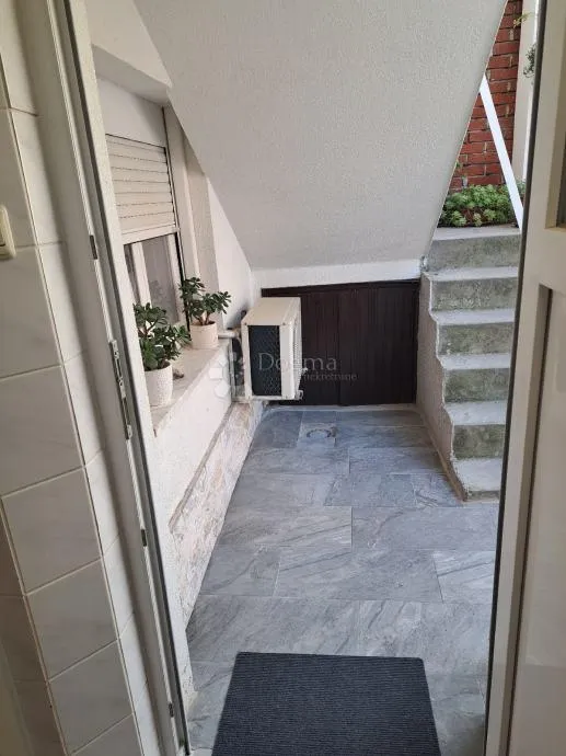 rijeka, srdoči garsonjera + konoba 52 m2 - slika 11