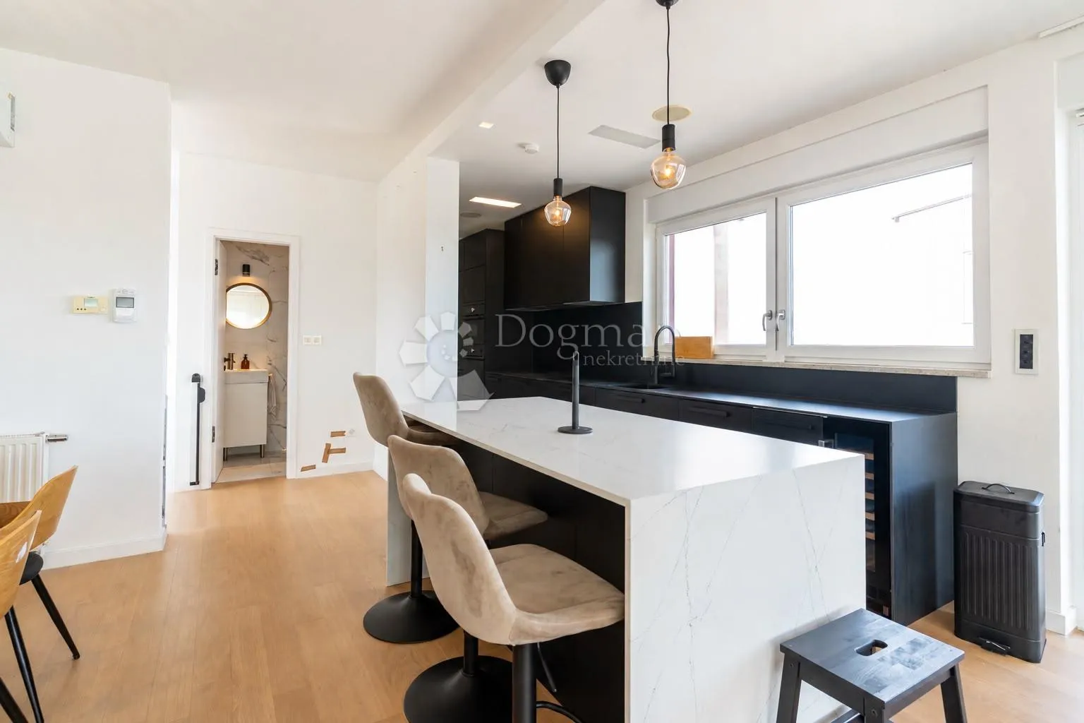 luksuzan dvoetažan penthouse - maksimir - slika 3