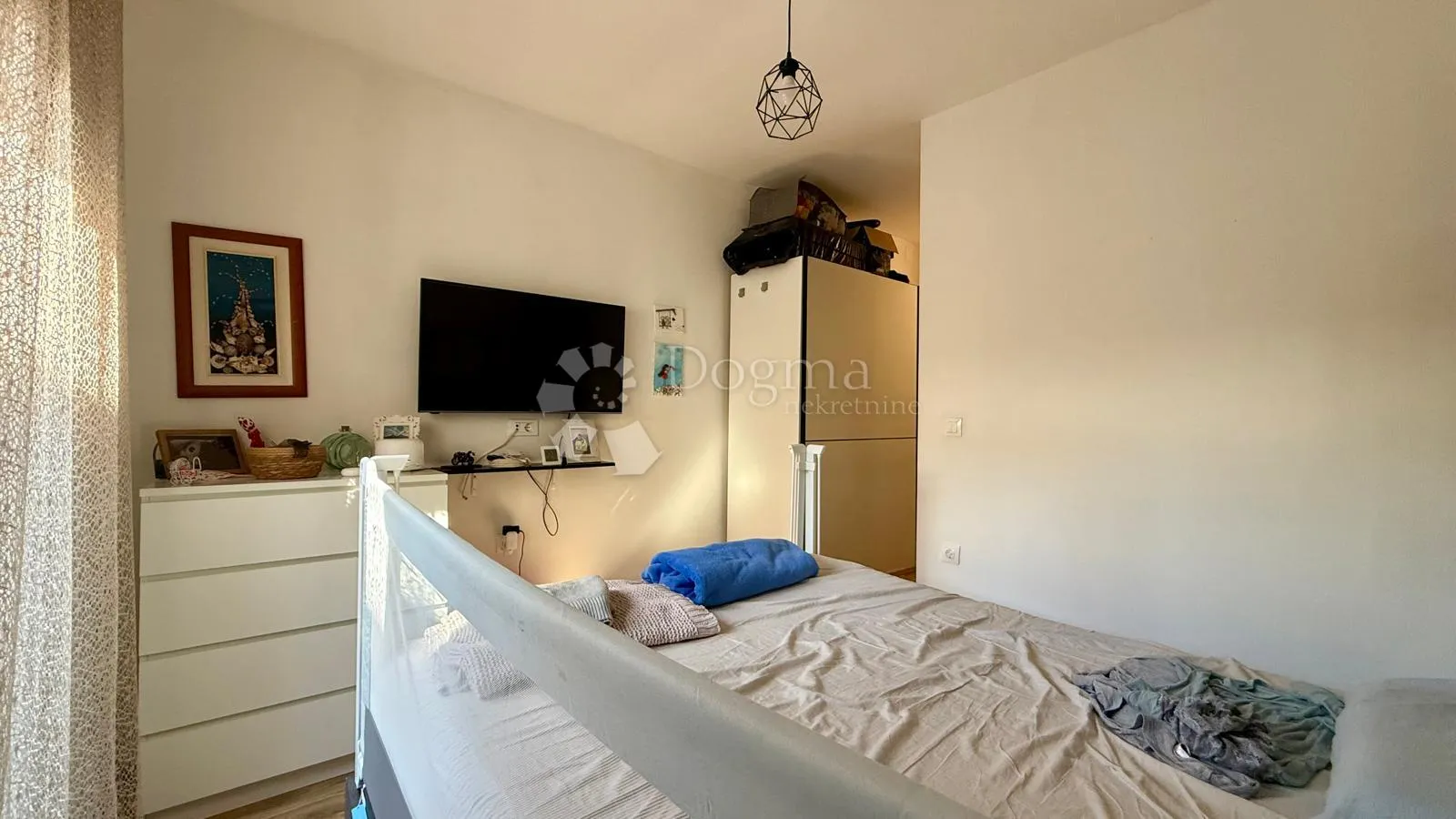 uredan dvosoban stan 55,03 m² u mirnoj zgradi s tri stana - slika 14