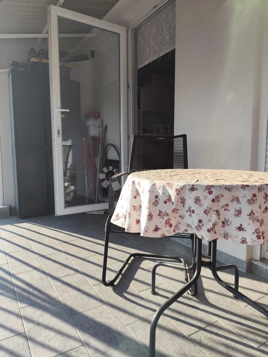 škurinje – adaptiran 2s + db, 57,17 m² | pogled na more - slika 14