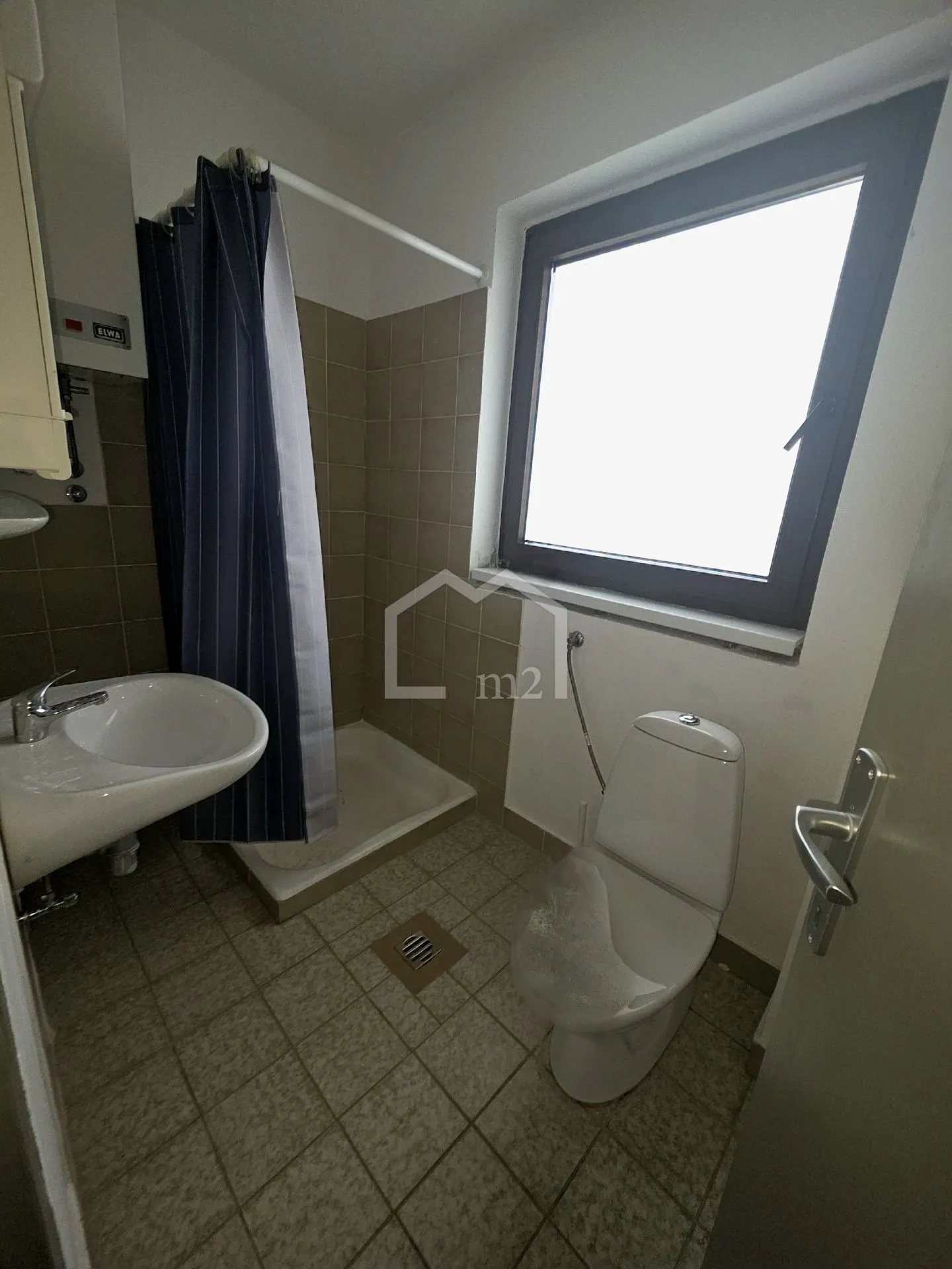 otvoren pogled-apartmanska kuća - slika 14