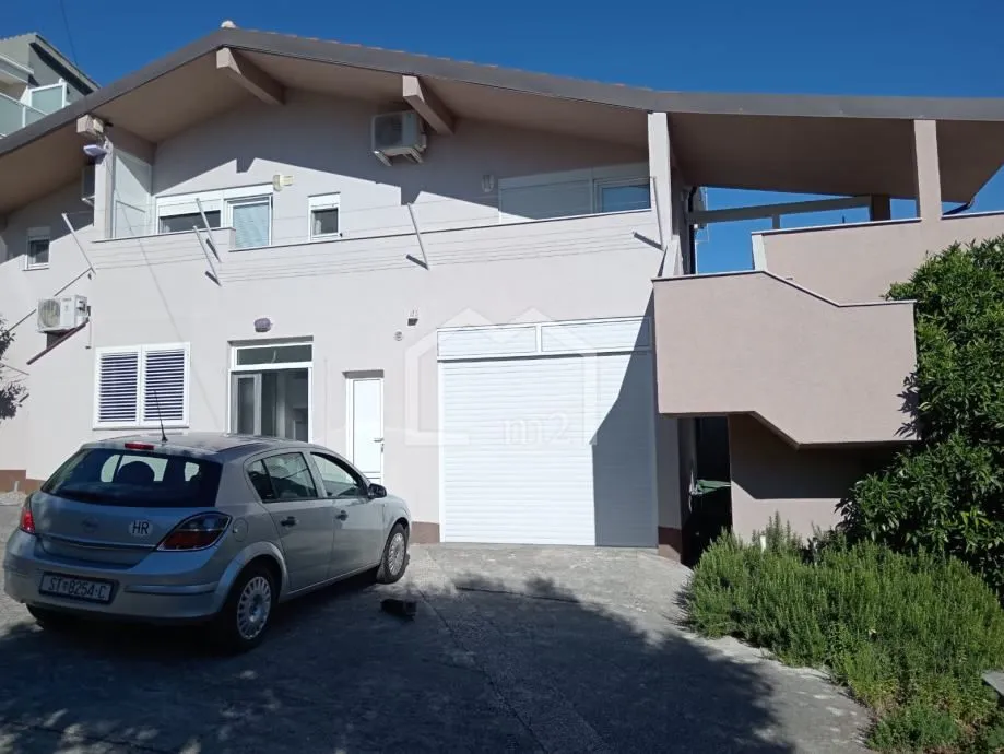dvije apartmanske kuće blizina i pogled na more - slika 23