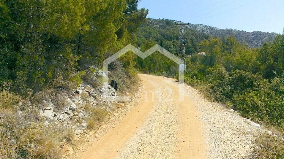 zemljište: gromin dolac, 1950.00 m2 - slika 3
