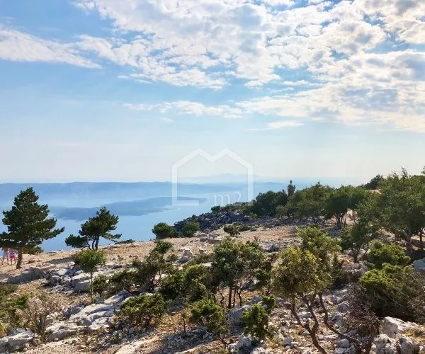 Pražnica - Poljoprivredno Zemljište - Pražnica, Pučišća