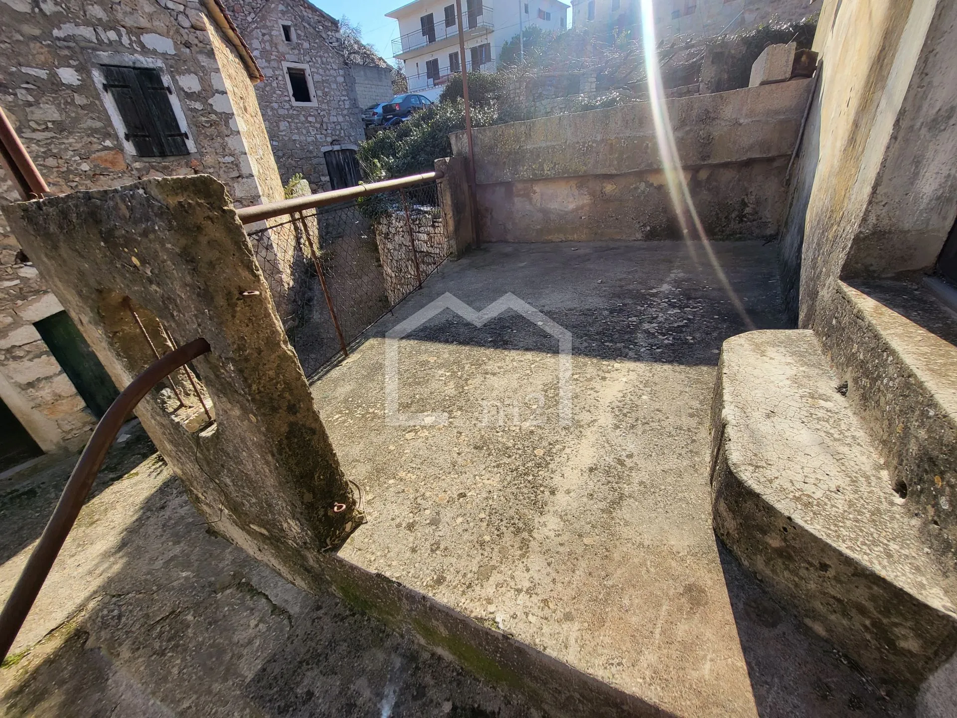 hvar,vrbanj,stare kuće - slika 18