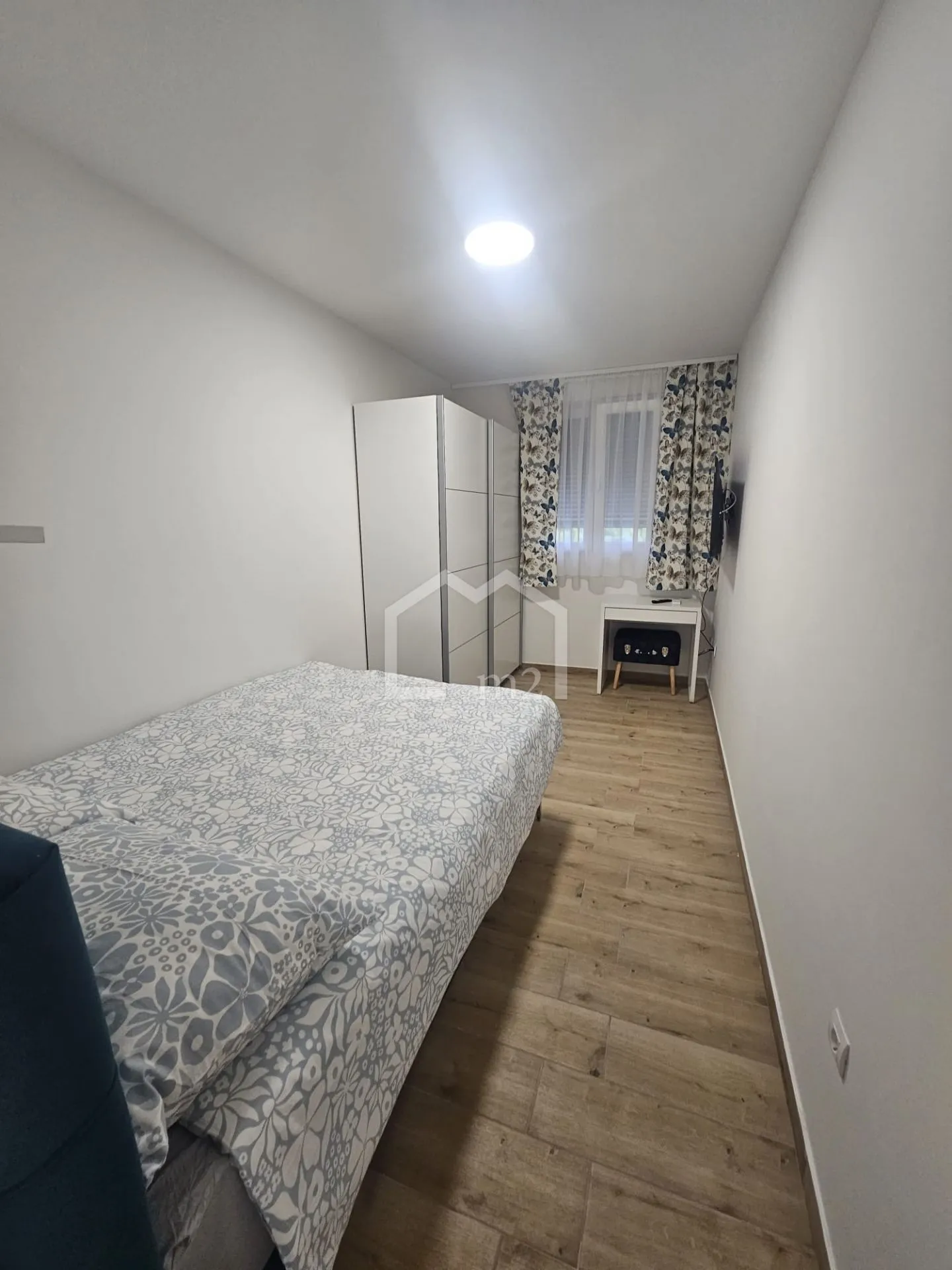 trosoban s garažom - dugoročno - slika 12
